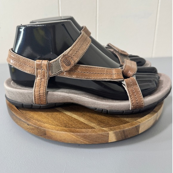 Teva Leather Adjustable Strap Casual Sandals Womens Size 6 Brown Cruise Beach - Picture 1 of 9